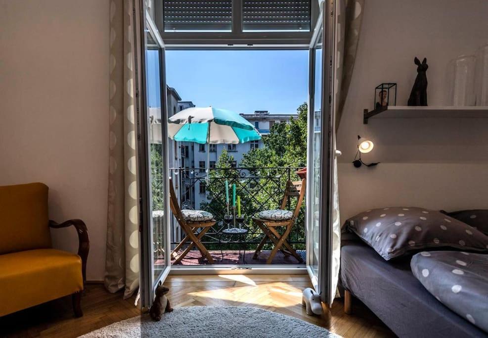 Gorgeous Flat Right Near The City Center Budapest Eksteriør billede