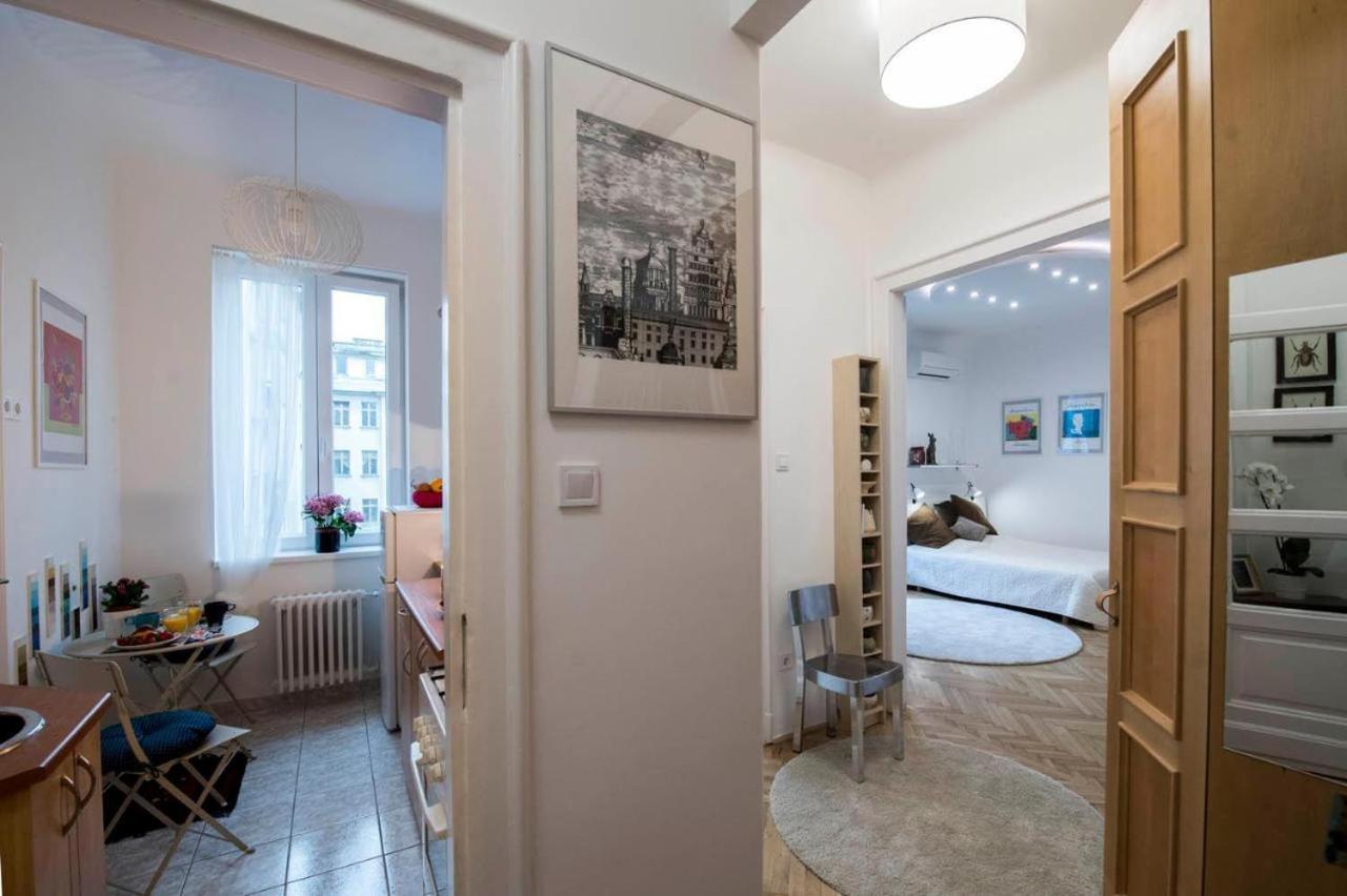 Gorgeous Flat Right Near The City Center Budapest Eksteriør billede