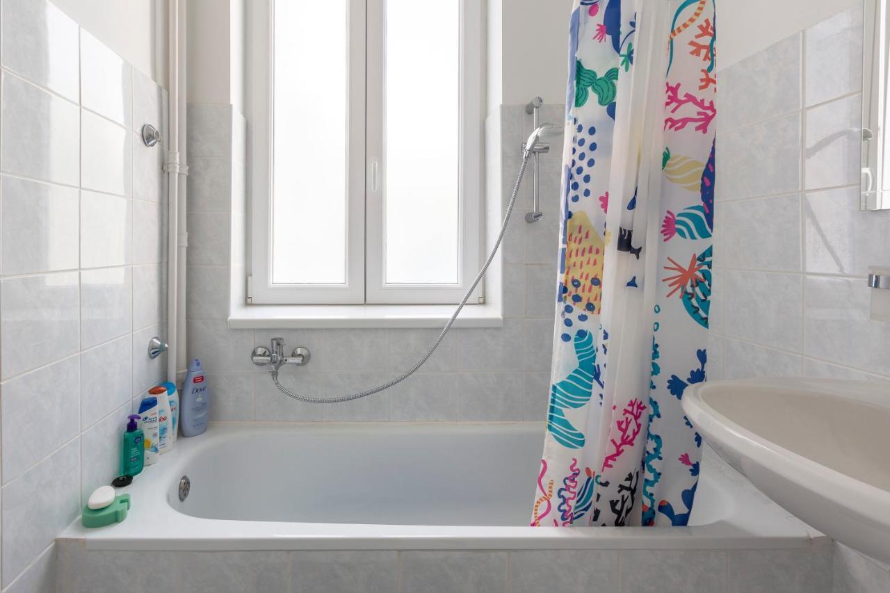 Gorgeous Flat Right Near The City Center Budapest Eksteriør billede